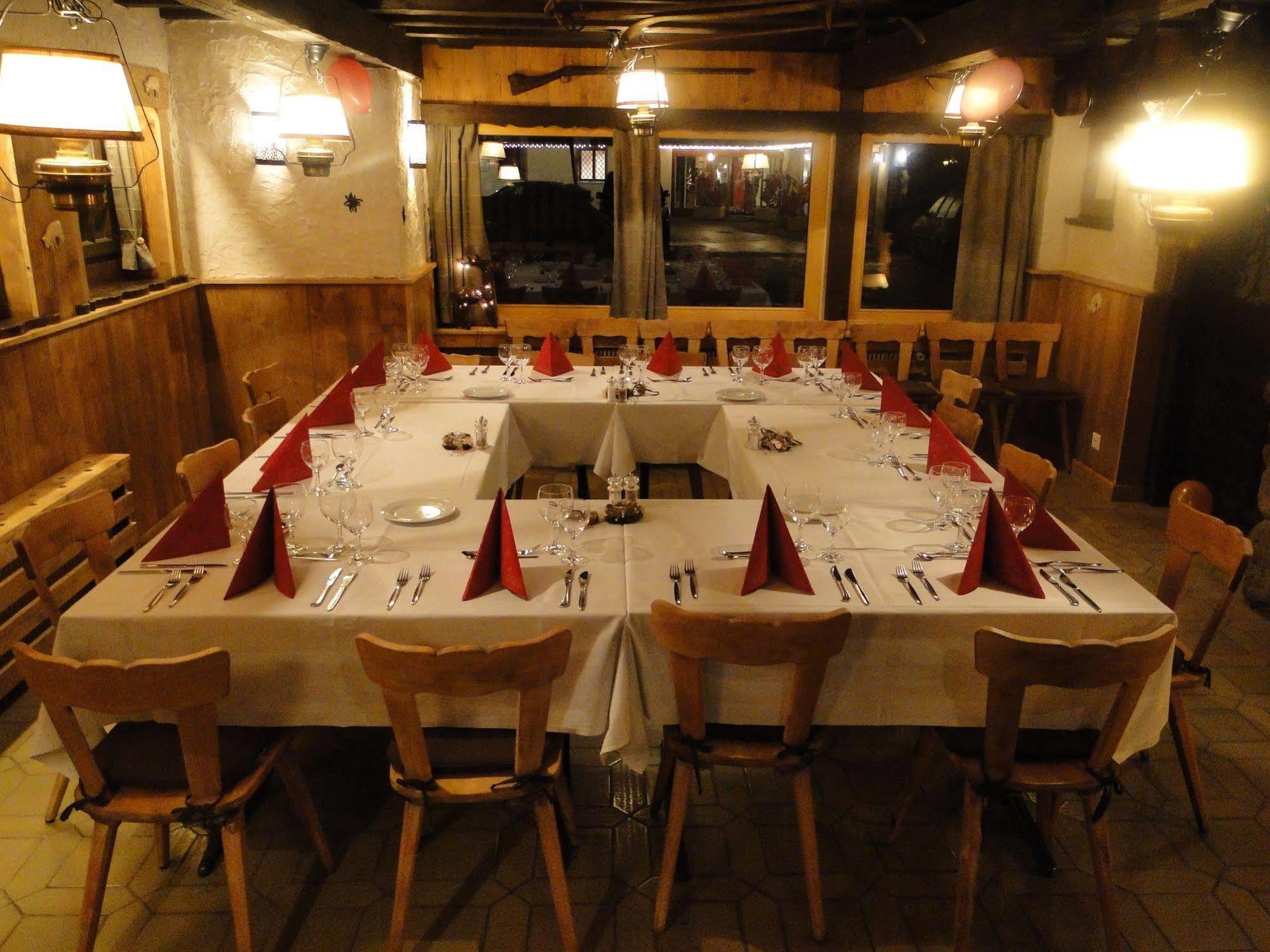 לה דיאבלרט Hotel Restaurant Les Lilas מראה חיצוני תמונה